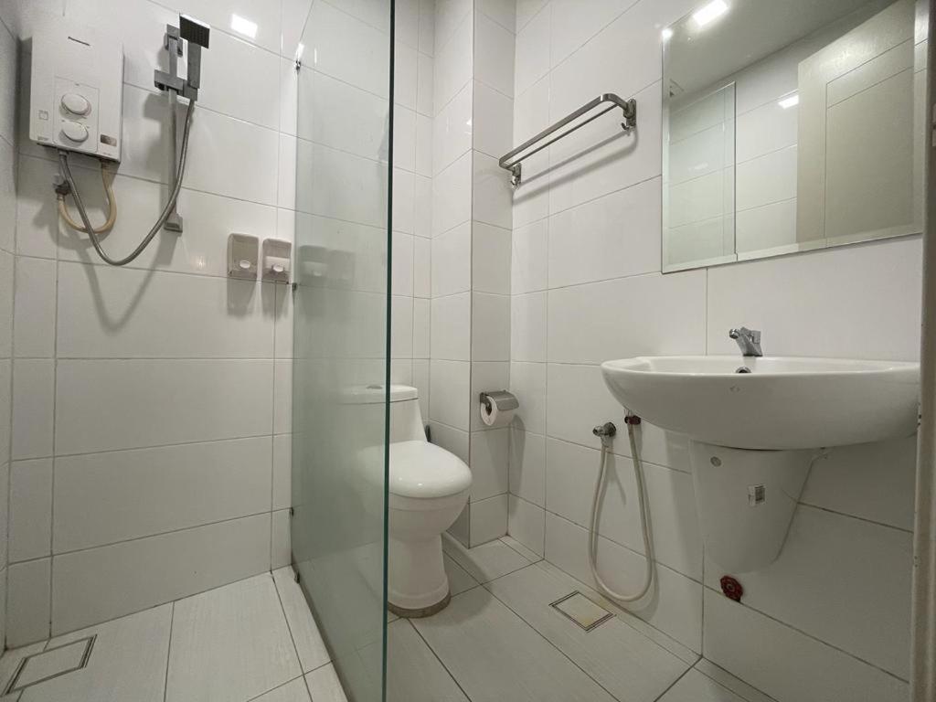 The Wave - Kota Laksamana -- Pool View -- 6 Pax Apartment Malacca Exterior photo